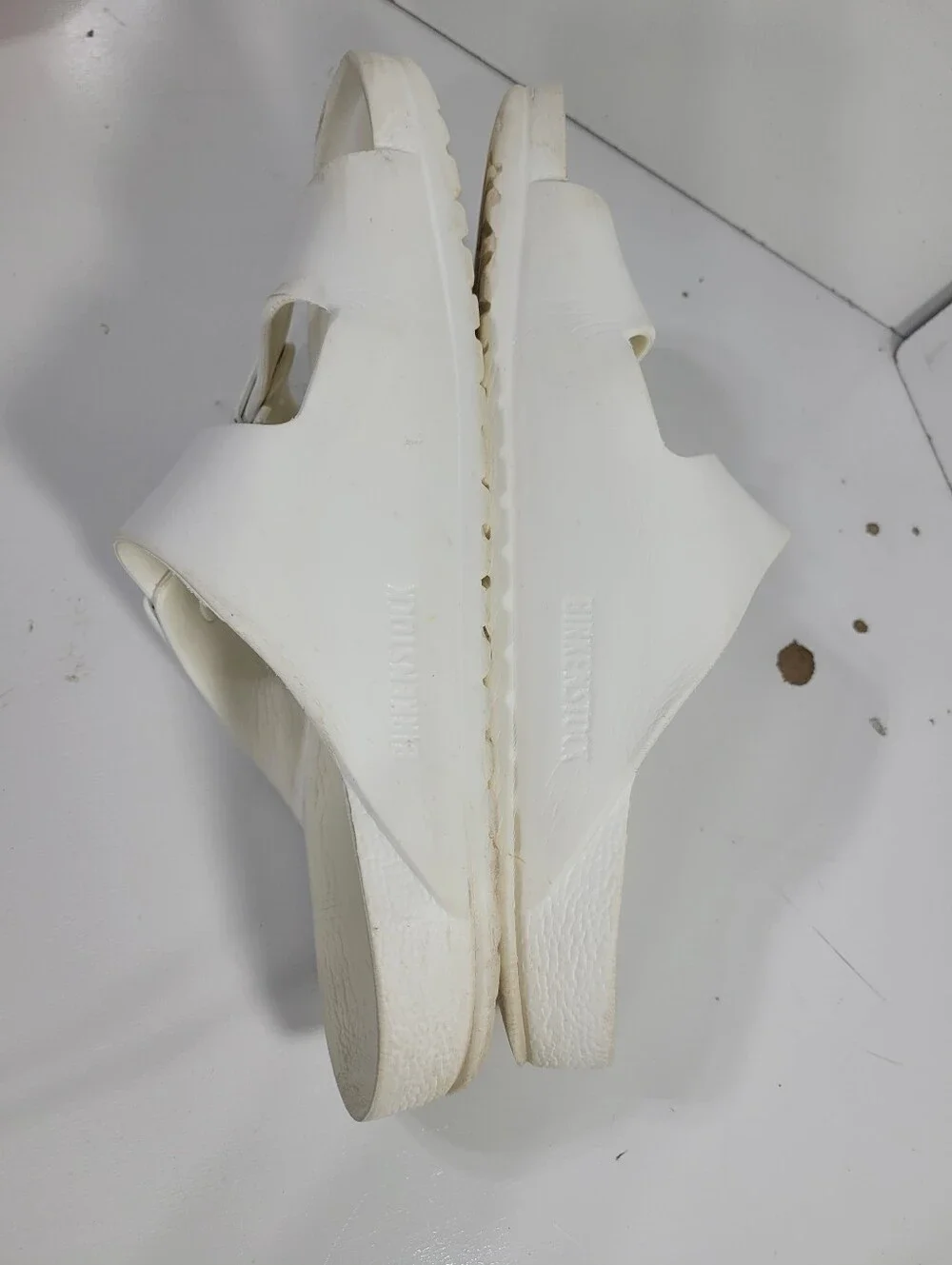 Birkenstock Arizona EVA White Sandals Mens 9 9.5 Womens 11 11.5 EU 42 Slides